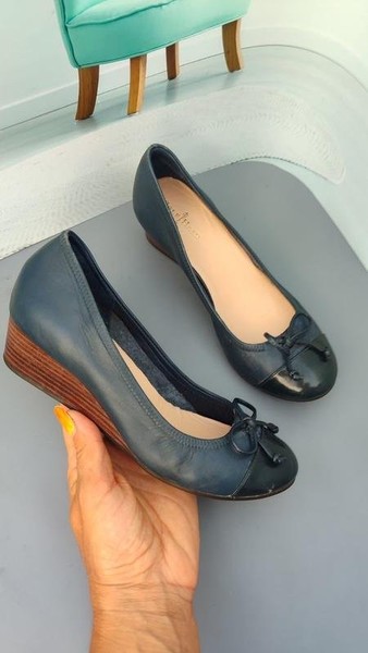 Women Cole Haan Heels Navy Leather 35
