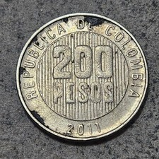 COLOMBIA  200 PESOS COIN 2011