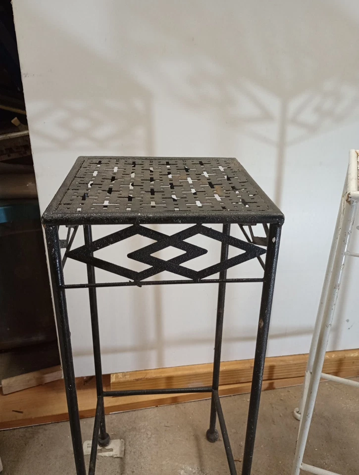 Juego de 2 soportes para plantas escotilla cruzada Panacea 82216 en blanco y negro Foto 2 de 4