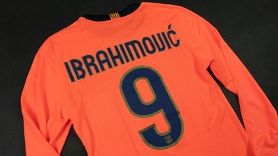 2009-10 FC Barcelona Player Issue Zlatan Ibrahimovic Home Jersey