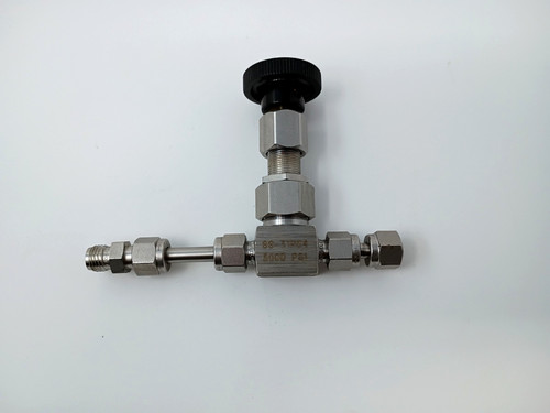WHITEY SS-31RS4 316 MANUAL STAINLESS STEEL NEEDLE VALVE, 5000 PSI