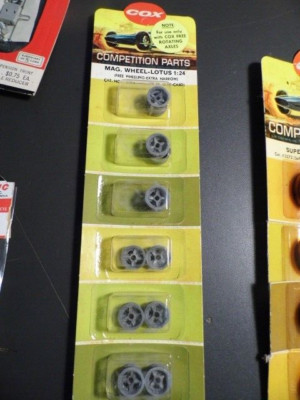 cox competition parts # 13044  NOS  1:24 Magnesium MAG Wheels LOTUS slot car