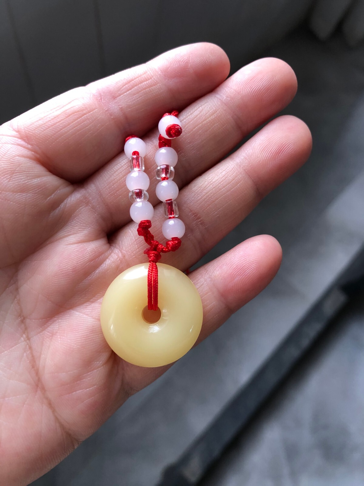 Yellow jade safety clasp pendant necklace for protection
