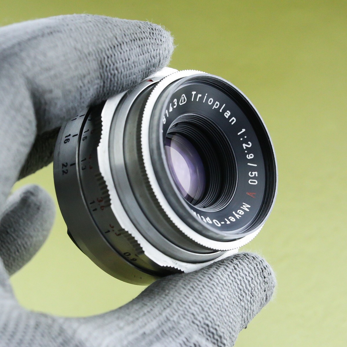 defective EXA / EXAKTA TRIOPLAN 2.9 / 50 red V Meyer-Optik defective EXA / EXAKTA TRIOPLAN 2.9 / 50 red V Meyer-Optik