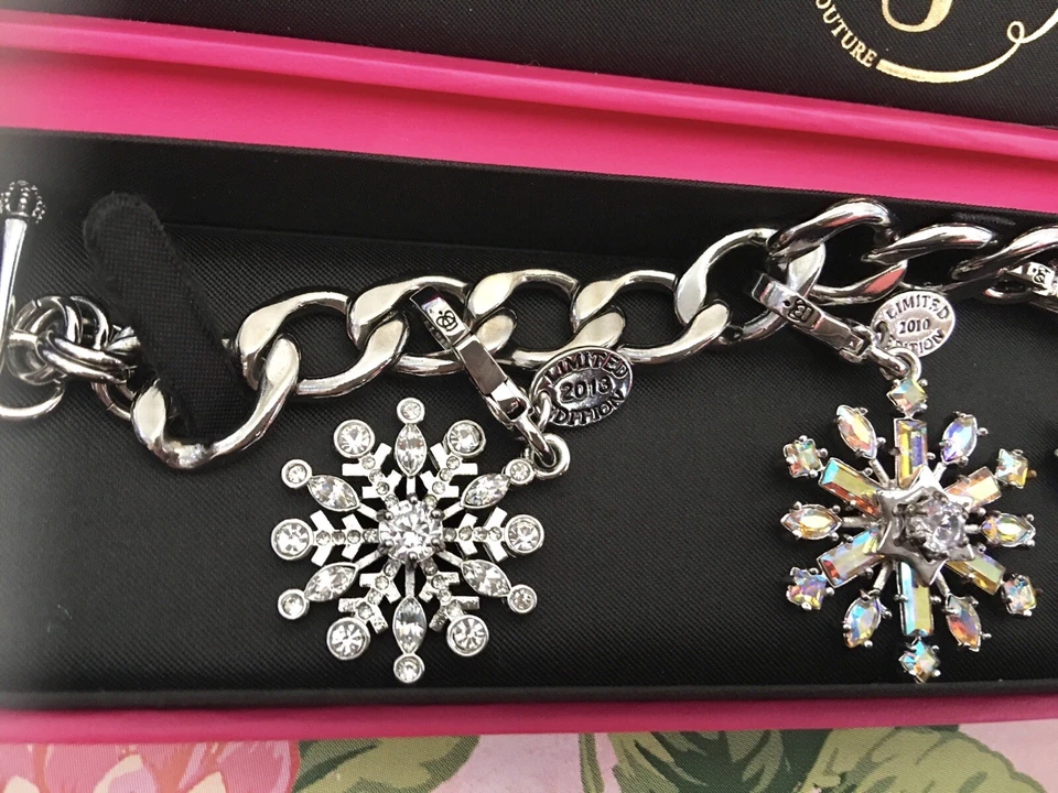 Juicy Couture Winter Snow Flake Rhinestones Charm Bracelet 2010 2013 Snowflakes - Image 2 of 4