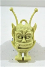 Vintage 1960s Martian Fink Ring Henal Prem Co Gumball Prize Vend Toy Brooklyn NY