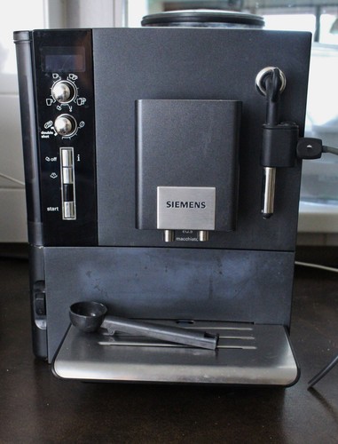 Siemens EQ.5 macchiato Anthrazit 2 Tassen Kaffeevollautomat Espressomaschine