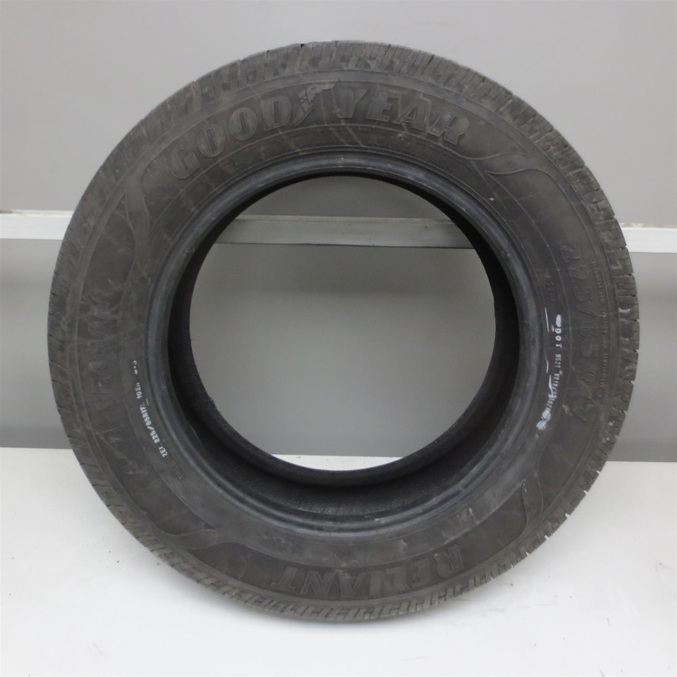 225/65R17 Goodyear Reliant All-Season 102H Tire (10/32nd) No Repairs | eBay