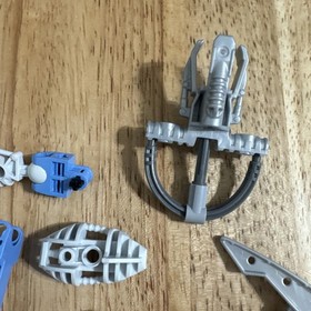LEGO Bionicle Piraka 8905 Thok - INCOMPLETE