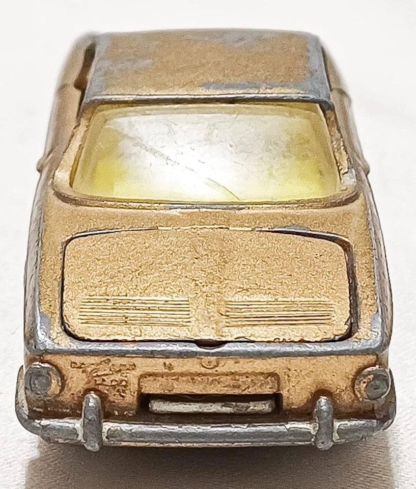 Corgi Toys Volkswagen 1500 Karmann Ghia. Buone condizioni, no box - Immagine 4 di 4