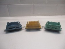 tomy trackmaster thomas the tank engine battery train set 3 tipping trucks