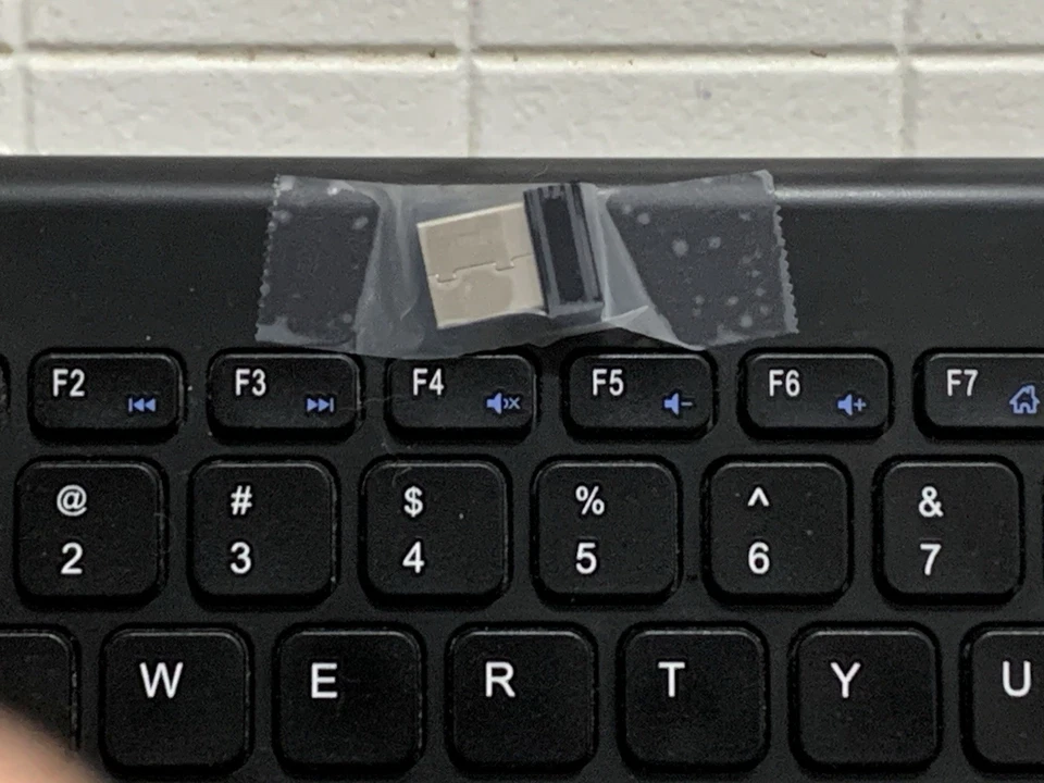 Arteck Bluetooth Wireless Keyboard Stainless Steel Ultra Slim Portable HW086 - Image 2 of 3