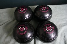Almark Commander size 1 M bowls