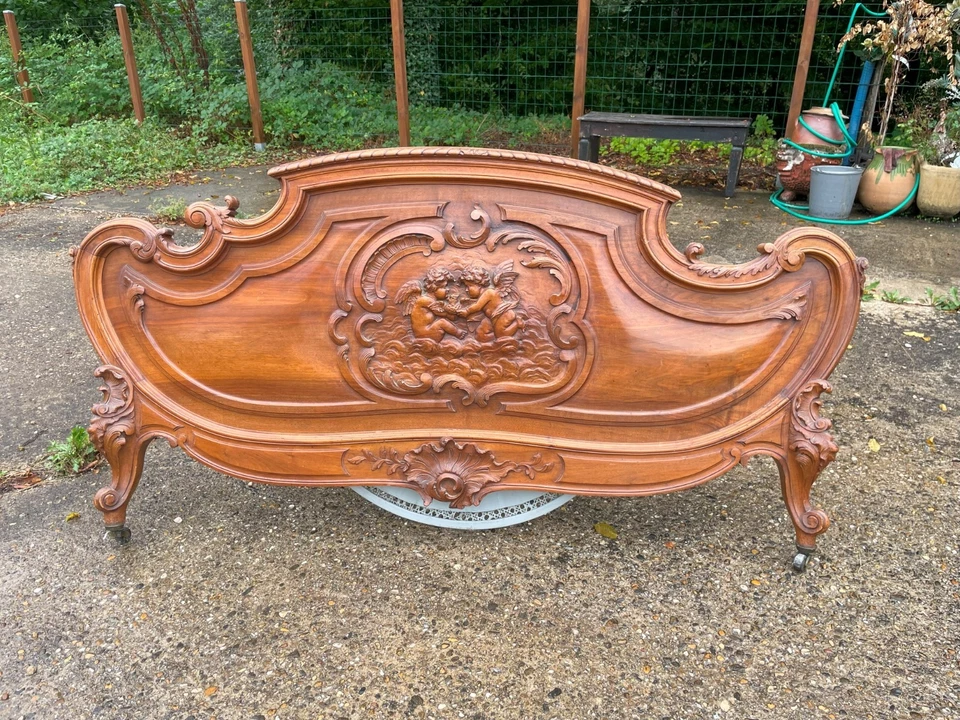 Tête de lit aux 2 anges en noyer massif 166 cm - Photo 2/4