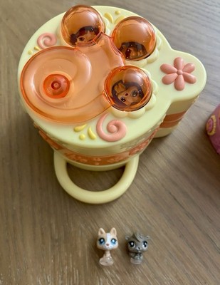 Littlest Pet Shop LPS Teeniest Tiniest Dog Park & Monkey