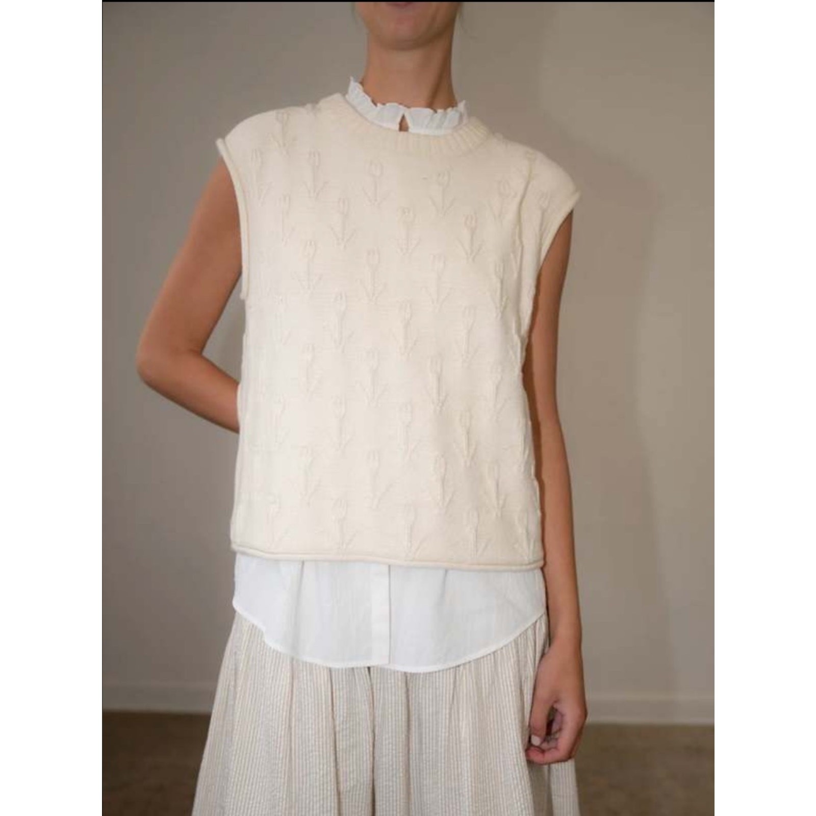 Zii Ropa Tulip Vest Cream Cotton Knit Sweater Top Size S Neutral Minimalist