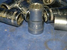 EASCO 53 3118 SOCKET 9/16", 1/2" DRIVE. 12 POINT MADE IN USA A404