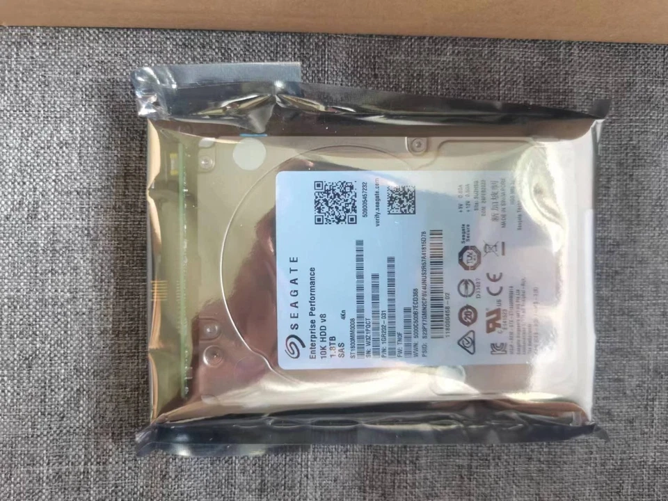 EMC D4-2S10-1800 005053155 1.8TB 2.5in SAS unity XT 380 480 Hard New In Box - Image 4 of 4