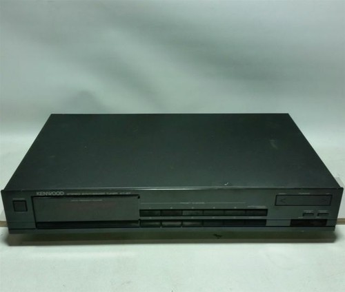 TRIO KENWOOD KT-8000 7-unit variable capacitor type FM tuner TRIO KENWOOD KT-8000 7-unit variable capacitor type FM tuner