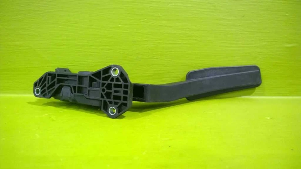 PEDAL ACELERADOR DE GAS 10 CIUDADES COUNTRY OEM 3560-8 Foto 2 de 3