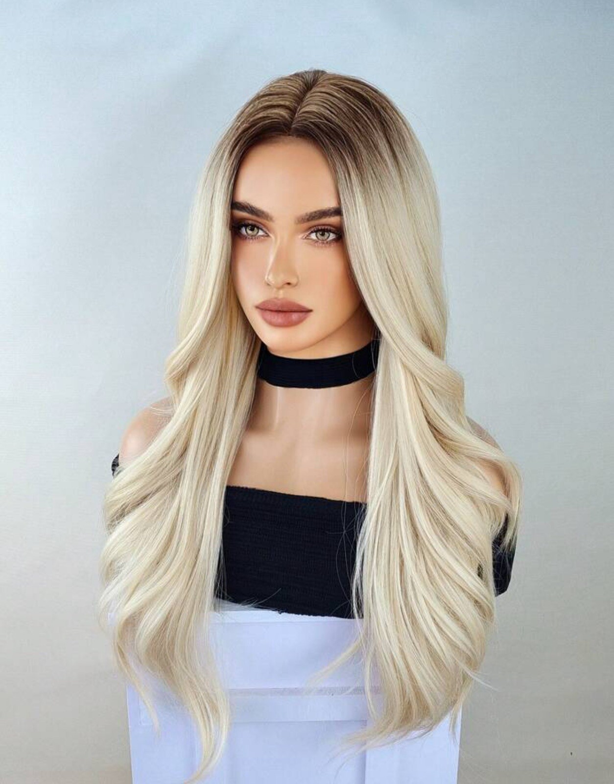 Perruque Synthétique Longue Ondulée Blonde Doré Foncé - Avec Frange Et Bonnet Intégré, Taille Moyenne