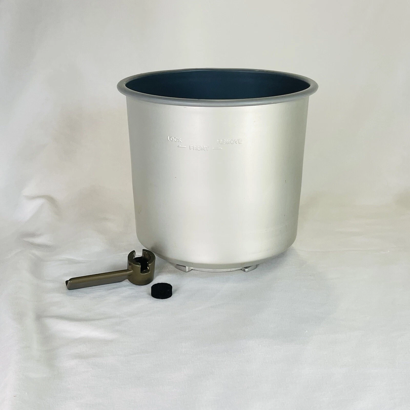 Magic Mill Auto Bakery MMAB101 Bread Pan And Paddle Only