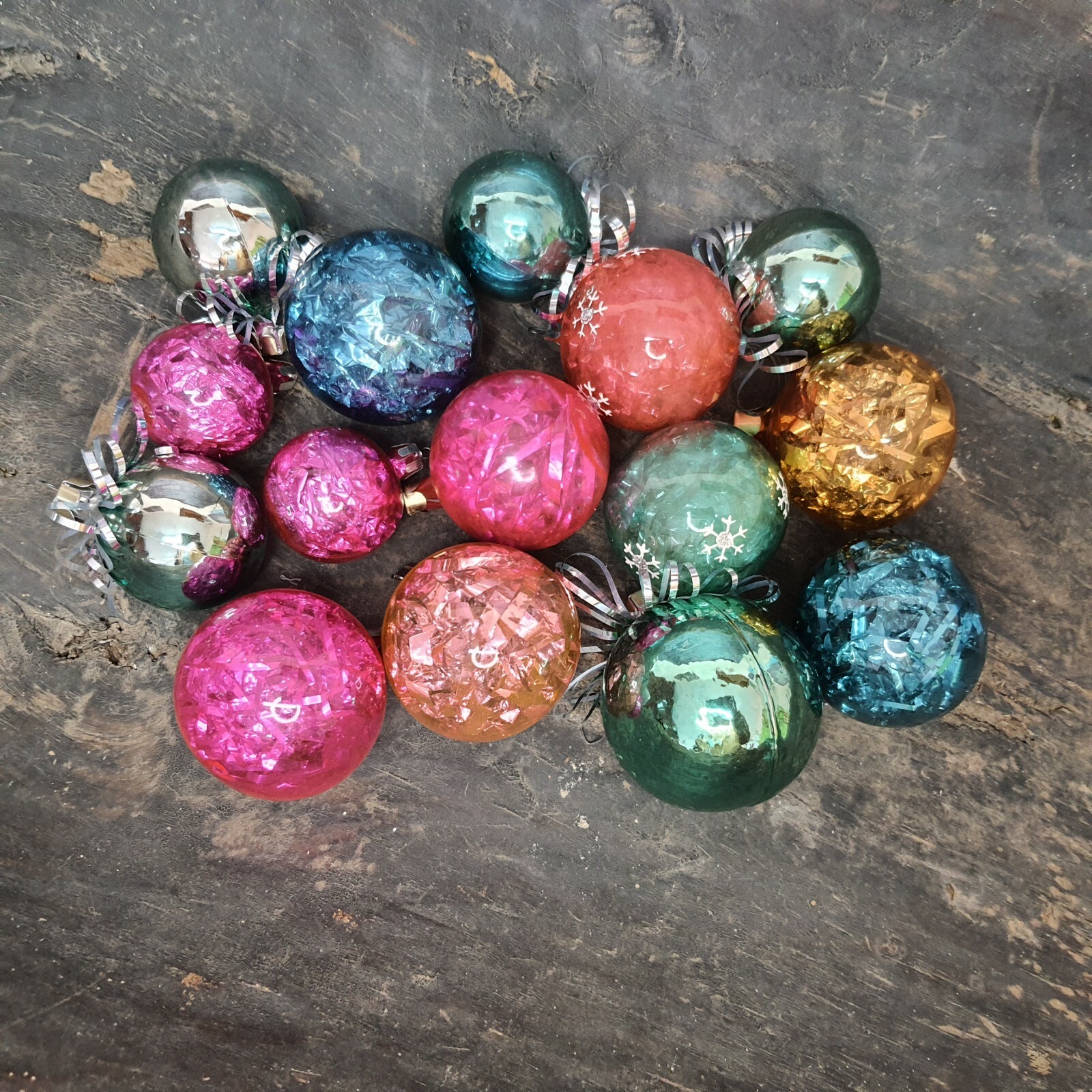 Ornament, 15 pieces green pink yellow balls, Christmas decorations, New Year's - Picture 3 of 11
