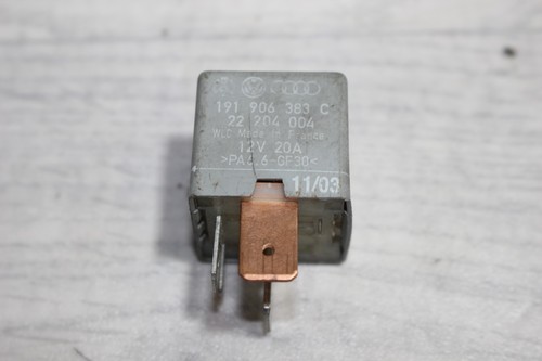 Relais 167 Kraftstoffpumpenrelais 191906383C / 22204004 Audi A3 8L Bj,01