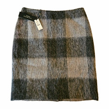 NWT Talbots Gray Black Plaid Knit Pencil Skirt Lined Zip Knee Length Size 2P