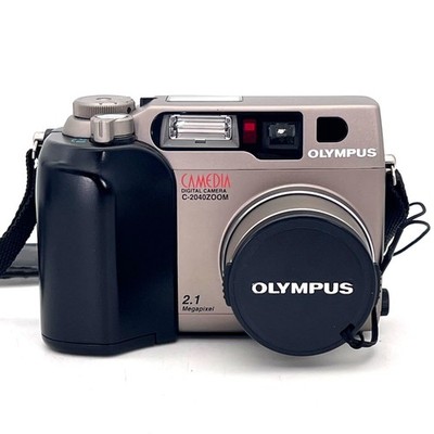 Olympus Camedia Digital Camera C-2040 Zoom 2.1 MP With Strap & Memory Card WORKS