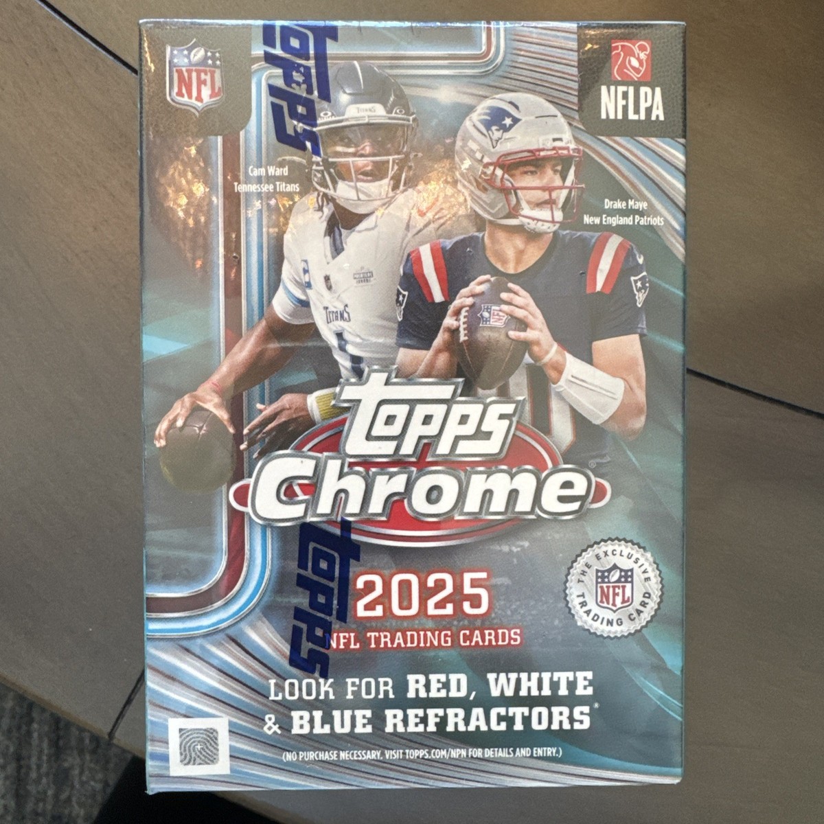2025 TOPPS CHROME FOOTBALL VALUE BLASTER BOX (28 Cards) NFL Brand 