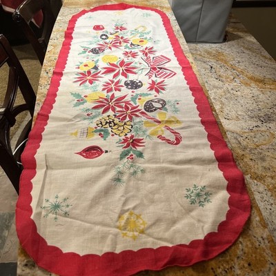 Vintage Christmas Table Runner