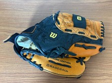 Wilson A2451 11" Youth Baseball Glove Right Hand Throw Pre-Owned
