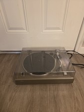 Sony PS  1700 Belt  Drive Turntable Read Description