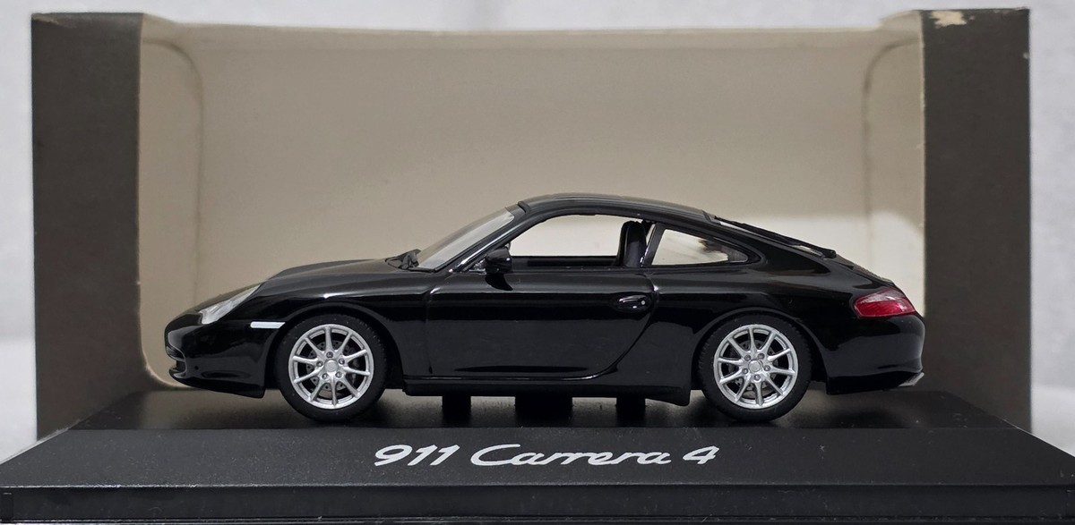 Porsche 911 (996.II) Carrera 4 2002 Black 1:43 Minichamps WAP 020