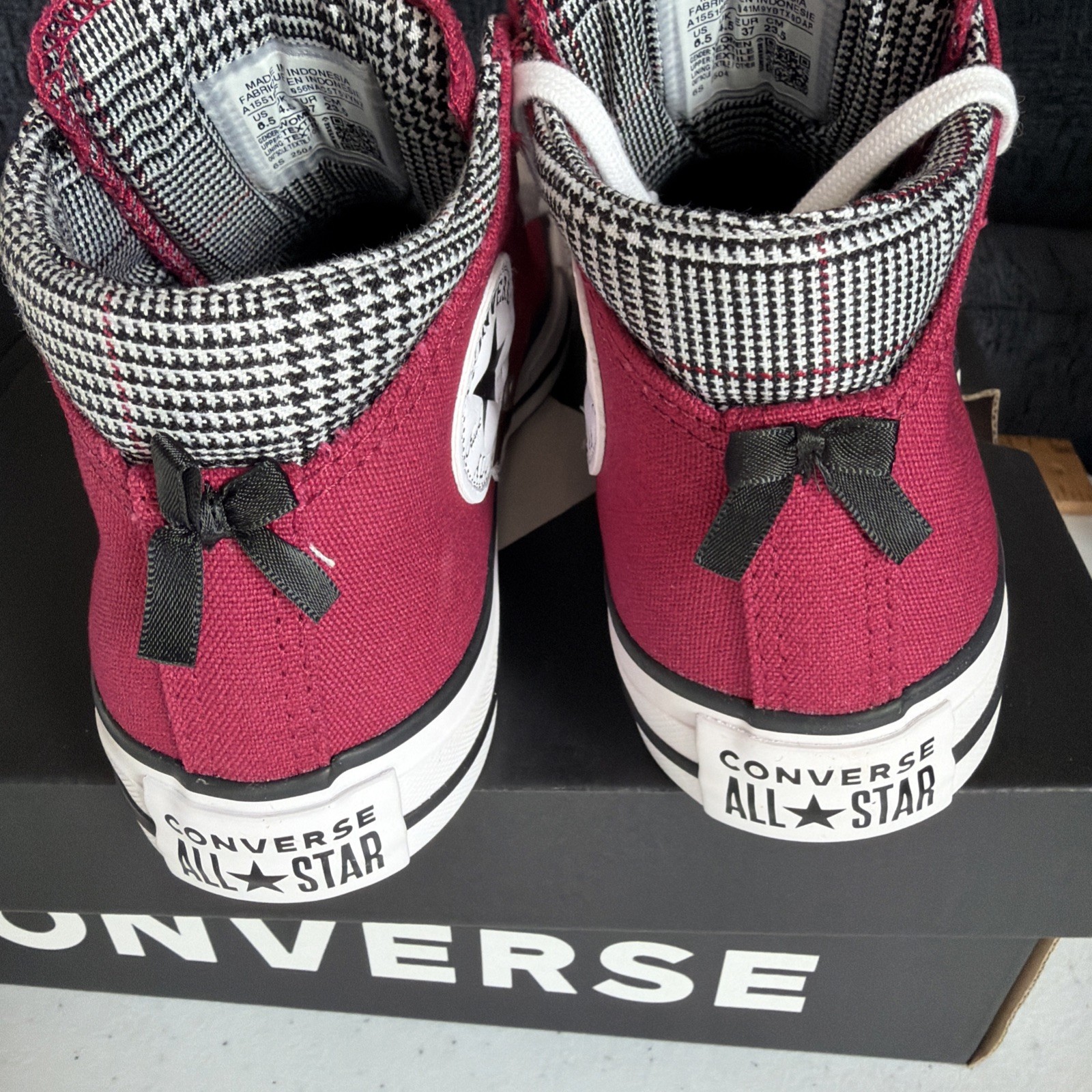 NEW Converse Chuck Taylor All Star Sneaker berry red sporty madison mid 6.5 NIB thumbnail 4