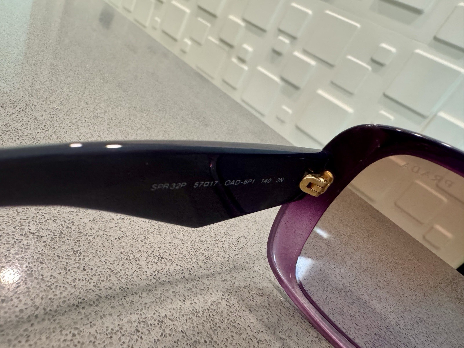 Authentic Prada Oversized Gradient Sunglasses Pur… - image 6