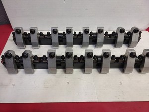 T & D Shaft Roller Rockers For Pontiac 400,421,428,455 Edelbrock Alum. Heads