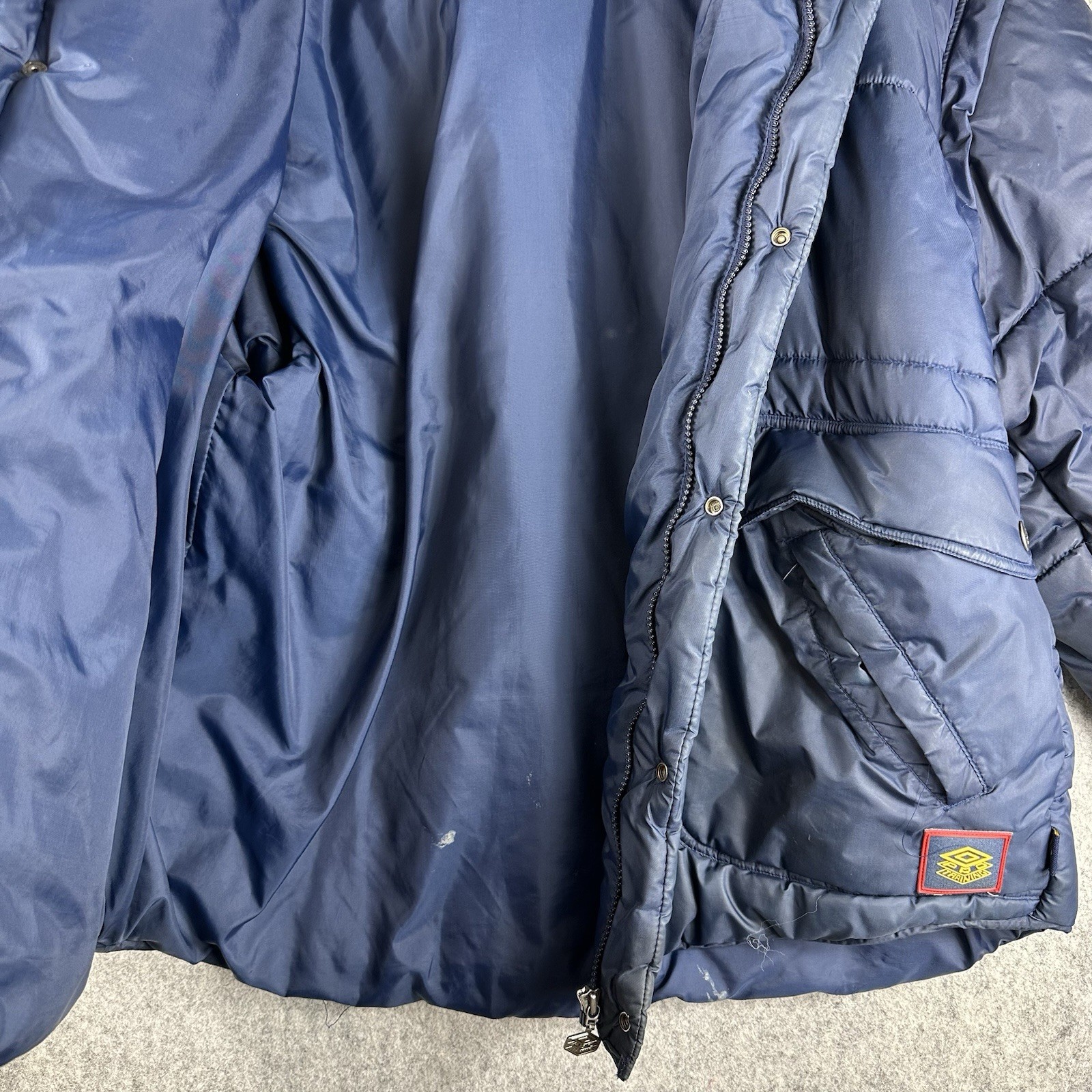 Umbro Pro Training Vintage Puffer Football Coat - Blue - Large image 6