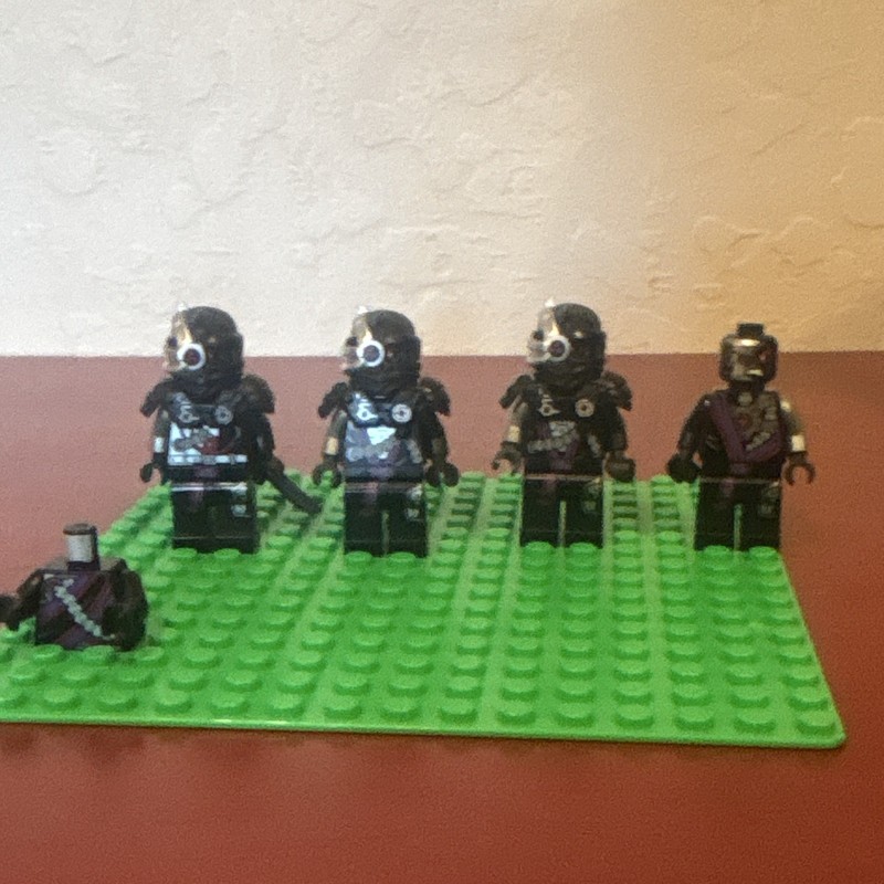 LEGO Minifigure Lot of 4 Black/Gray Armored Figures w/ Helmets & Sword