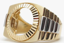 9ct Gold 2 Colour Half Sovereign Ring Mount