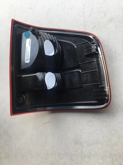 NUEVO CONJUNTO DE FAROS TRASEROS IZQUIERDO FORD EXPLORER SPORT TRAC 2007-2009 8A2Z 13405 A Foto 3 de 4