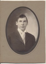 OVAL PORTRAIT OF HANDSOME YOUNG MAN W/ VINTAGE FRAME