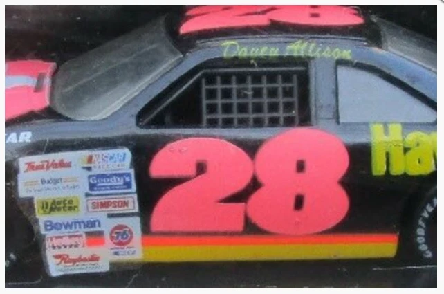 Davey Allison #28 Texaco Havoline Ford 1992 Racing Champions 1:43 Scale Diecast - Image 3 of 4