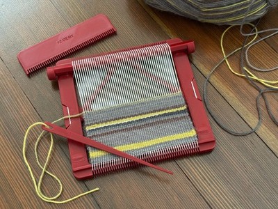 Pocket Loom Weaving Kit 4''x4'' 12-dent