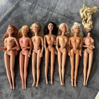 Vintage Barbie Kira Lot Of 7 Dolls Blonde Brunette 1966 Bendable Knees