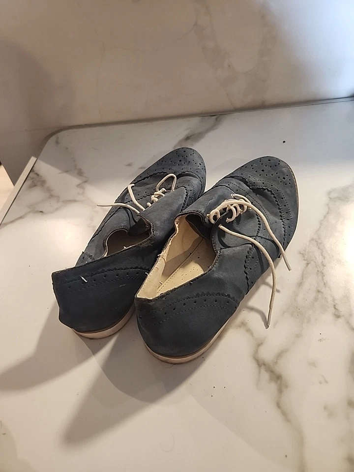 Zapatos Forever 21 para mujer talla 8 Oxford de gamuza con cordones azul marino crema Foto 3 de 4