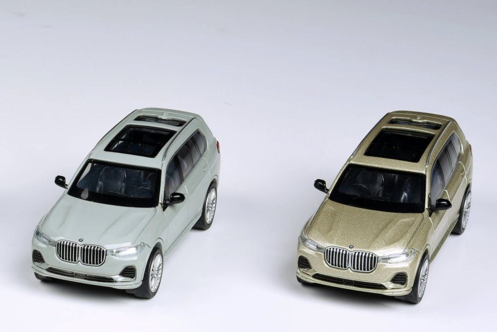 BMW X7 1/64 scale DIECAST CAR PARAGON PA55196SUN | eBay