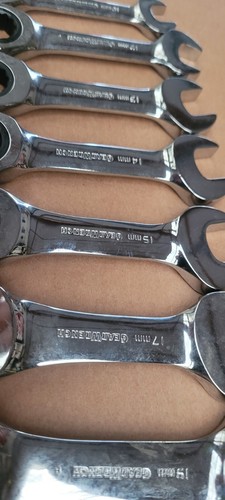 Set of 7 Genuine GearWrench Stubby Ratchet Spanners, Metric 10-19mm - Picture 3 of 7