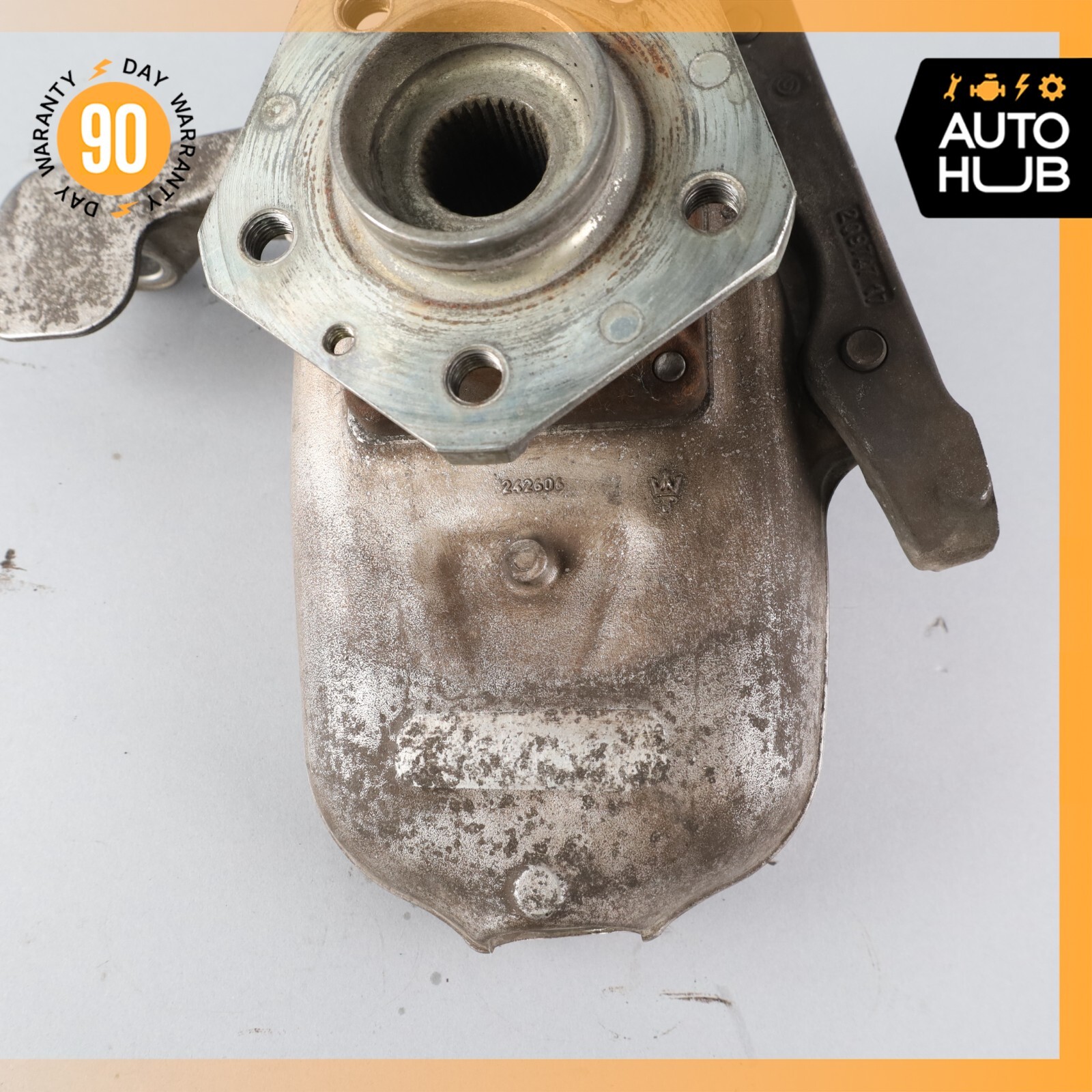 11-19 Maserati Quattroporte S M139 Front Left Side Spindle Knuckle Hub OEM 68k